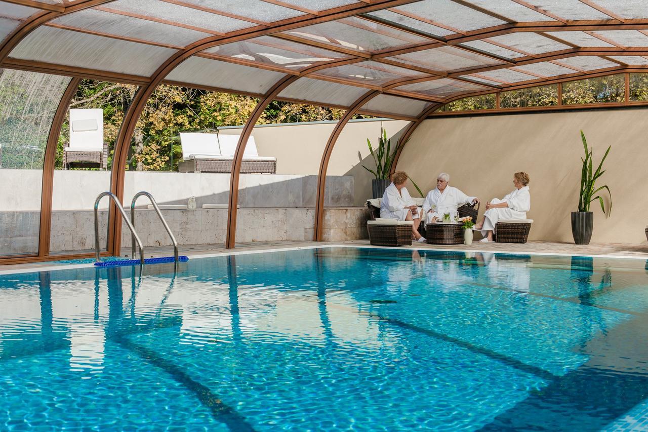 Fonix Wellness Resort Csitar Exterior photo